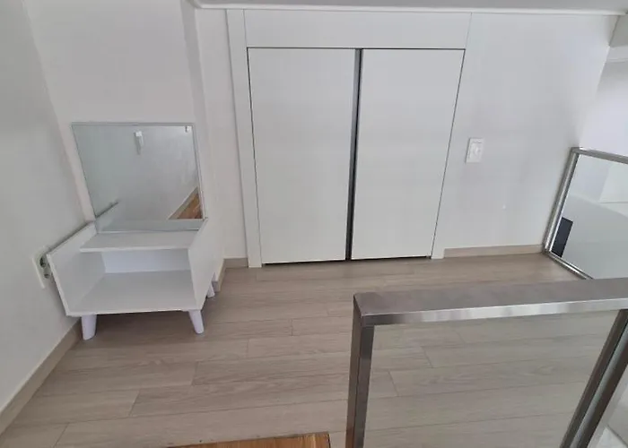Apartament Near Hall Station, Myeongdong